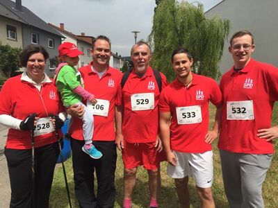 Carol Günther, 1. Vorsitzender Uwe Presler mit Tochter, Claus Günther, stellv. Vorsitzender Raphael Posselt, Max Mahler